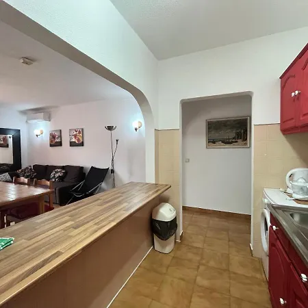 Apartamento Aroucamar